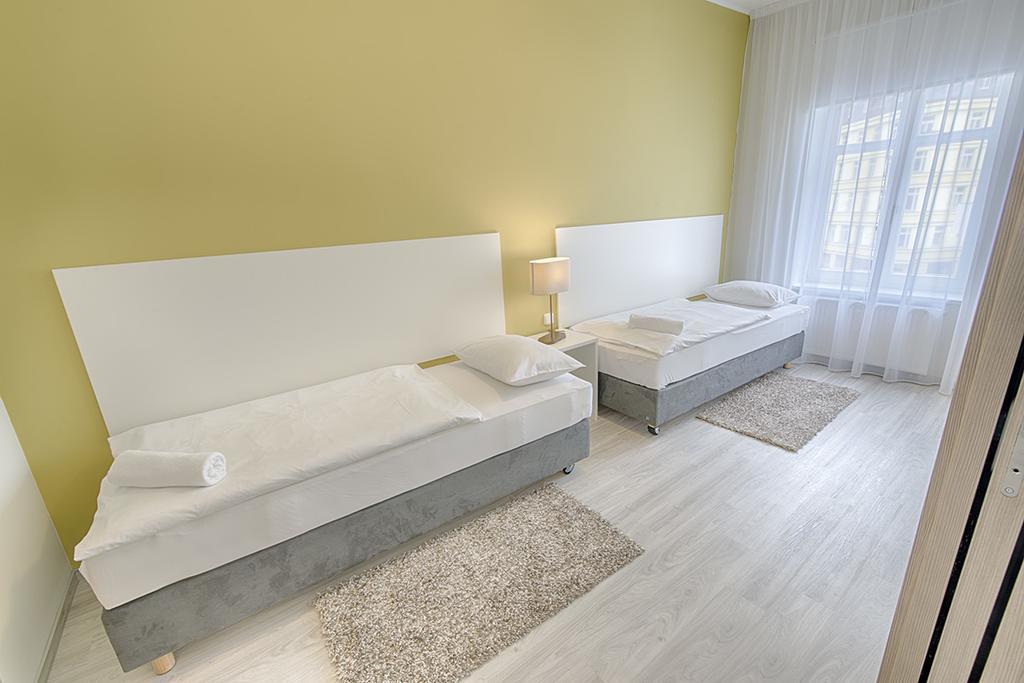 Apartment Promenada 35 Karlovy Vary Exterior foto